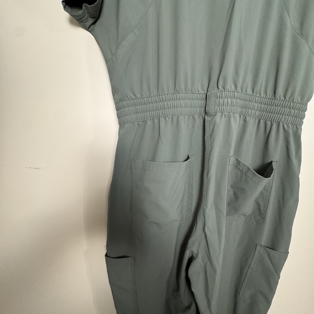 WonderWink Renew Women's Large Jumpsuit 7 Pocket V-Neck Stretch Cargo In Olive - Picture 13 of 16